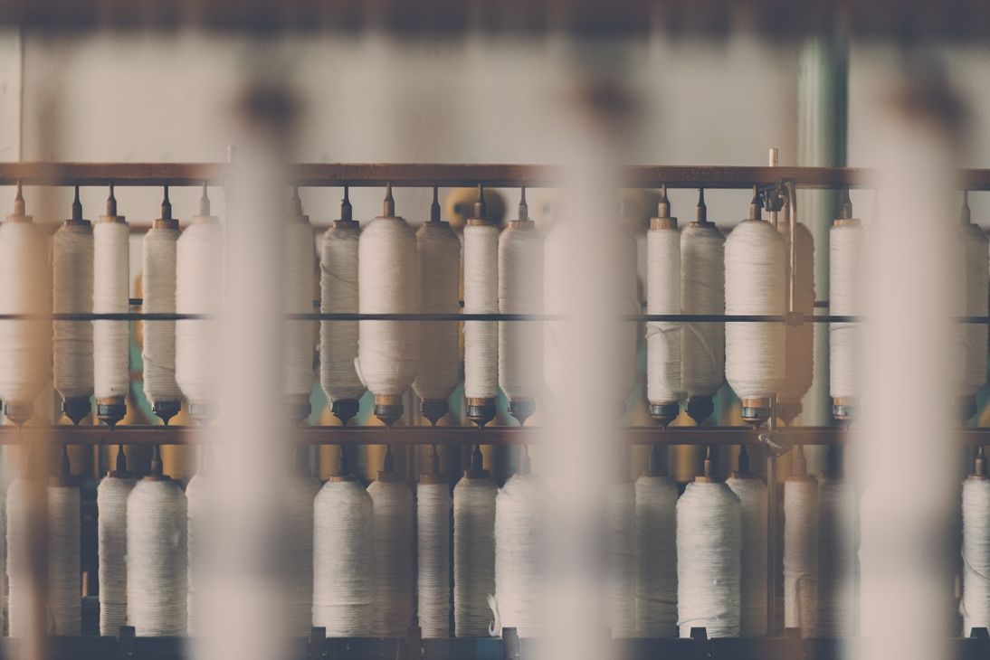 Yarn cones on a spinning frame